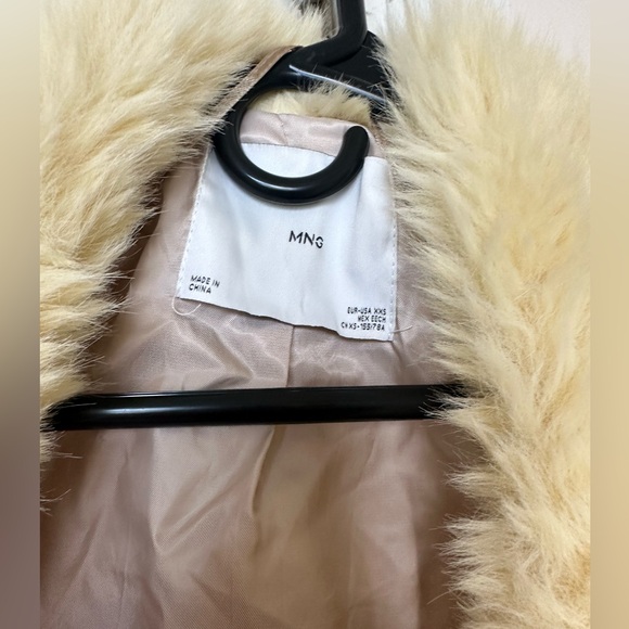 Mango fur jacket - Picture 3 of 4